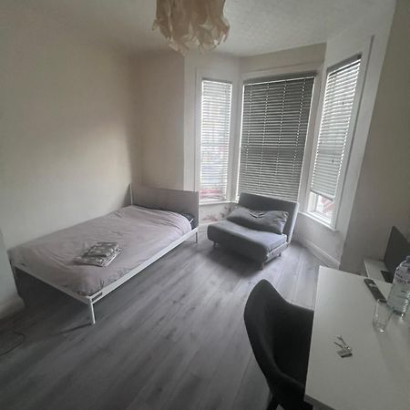 Relaxing&Cozy Room London Exteriör bild
